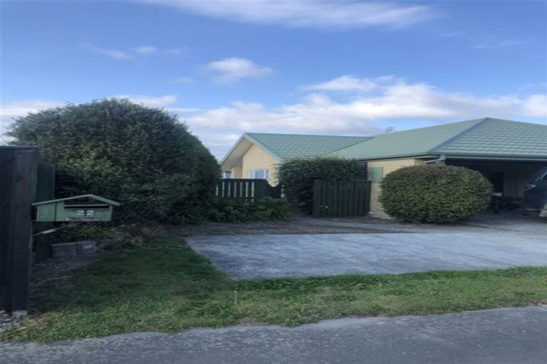 Photo of property in 22 Belfast Road, Belfast, Christchurch, 8051