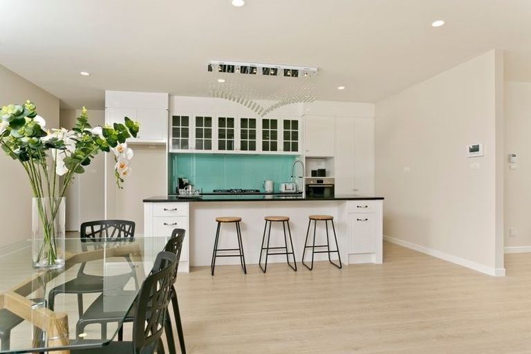 Photo of property in 23 Jeroboam Loop, Kumeu, 0810