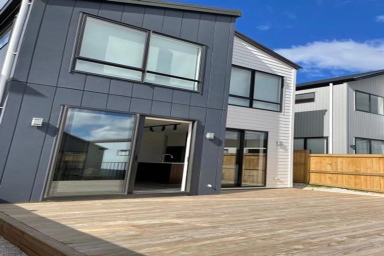 Photo of property in 20 Kea Road, Silverdale, 0932