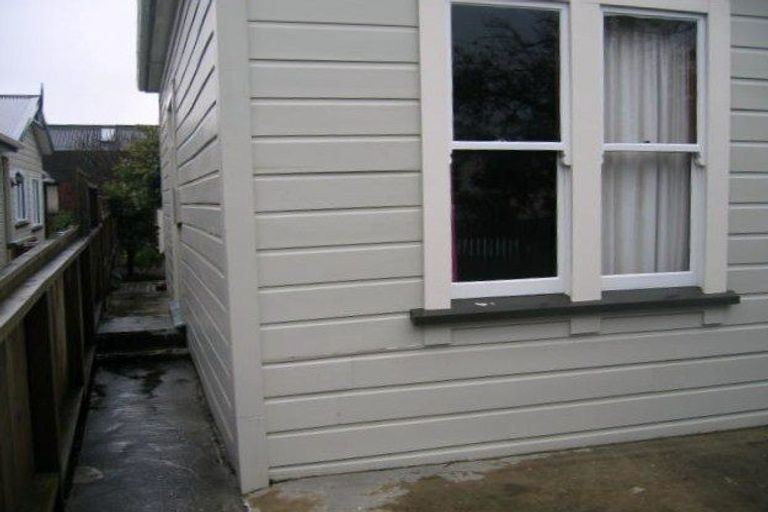 Photo of property in 16 Cruickshank Street, Kilbirnie, Wellington, 6022