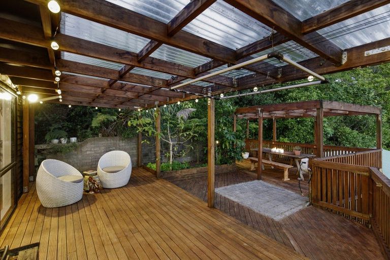 Photo of property in 53 Lowry Crescent, Stokes Valley, Lower Hutt, 5019