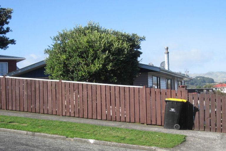 Photo of property in 8 Inlet View, Titahi Bay, Porirua, 5022