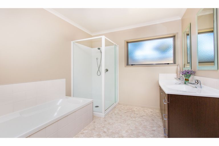 Photo of property in 1734 Kakaramea Road, Ngahinapouri, Hamilton, 3290