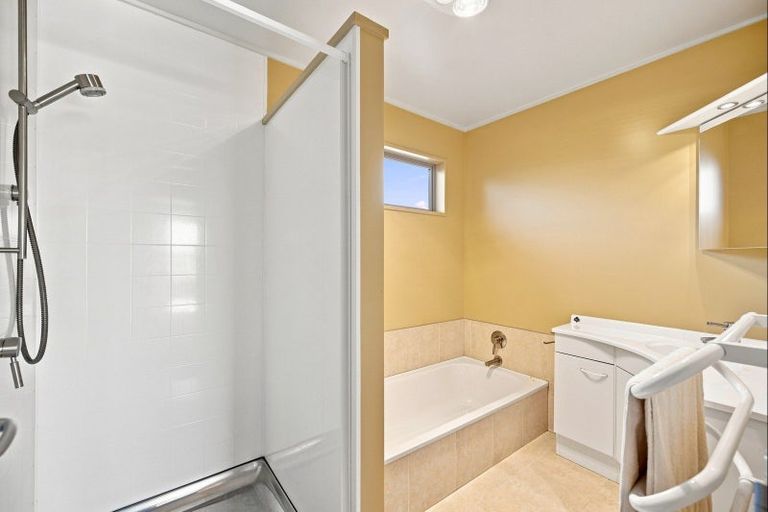 Photo of property in 9 Willowside Place, Amberley, 7410