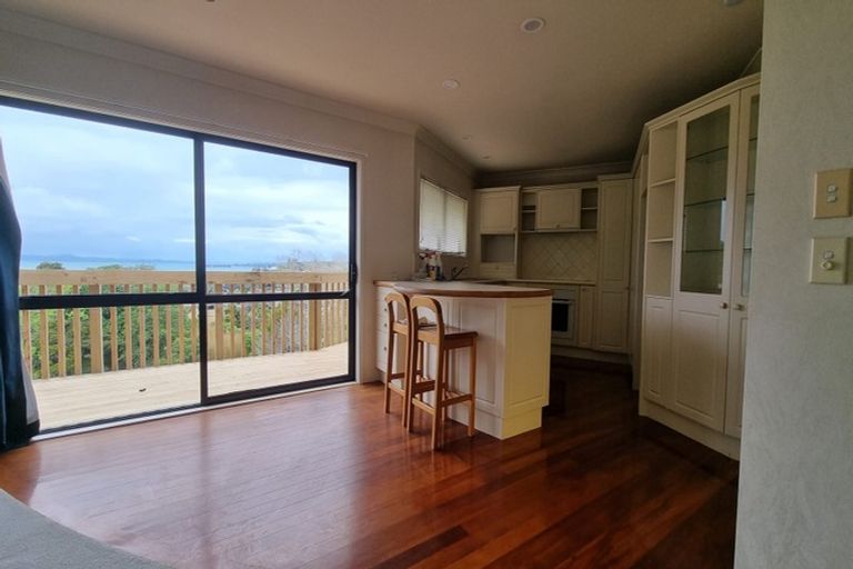 Photo of property in 17b Colmar Road, Mellons Bay, Auckland, 2014