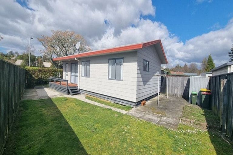 Photo of property in 47a Aquarius Drive, Kawaha Point, Rotorua, 3010