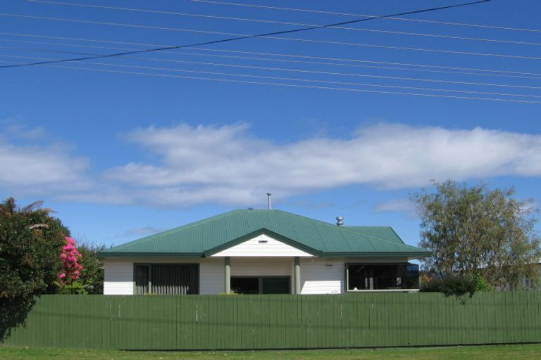 Photo of property in 1/59 Rokino Road, Hilltop, Taupo, 3330
