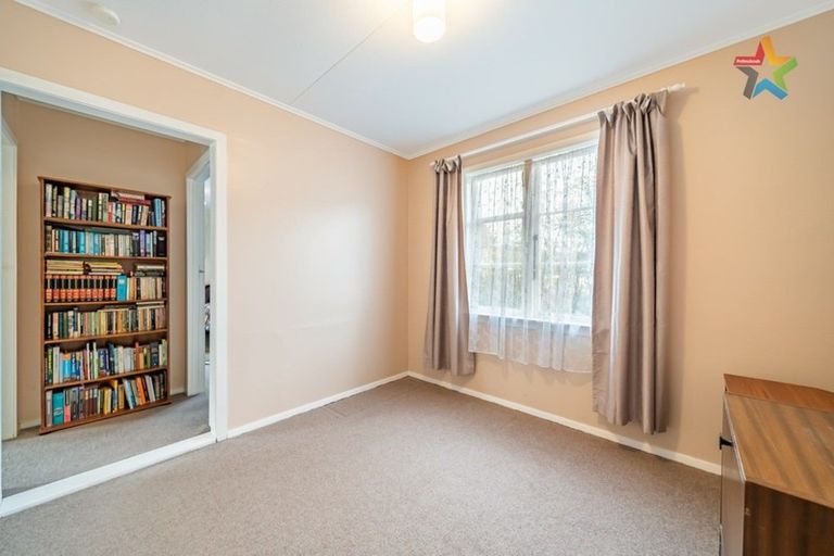 Photo of property in 42 Coast Road, Wainuiomata, Lower Hutt, 5014