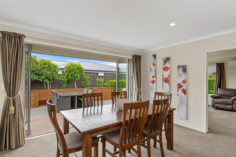 Photo of property in 8 Overton Place, Prebbleton, 7604