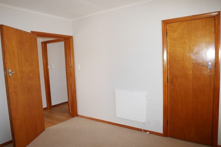 Photo of property in 24 Eatwell Avenue, Paraparaumu Beach, Paraparaumu, 5032