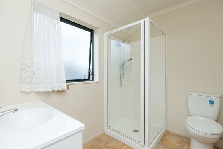 Photo of property in 108 Ayrshire Drive, Grandview Heights, Hamilton, 3200