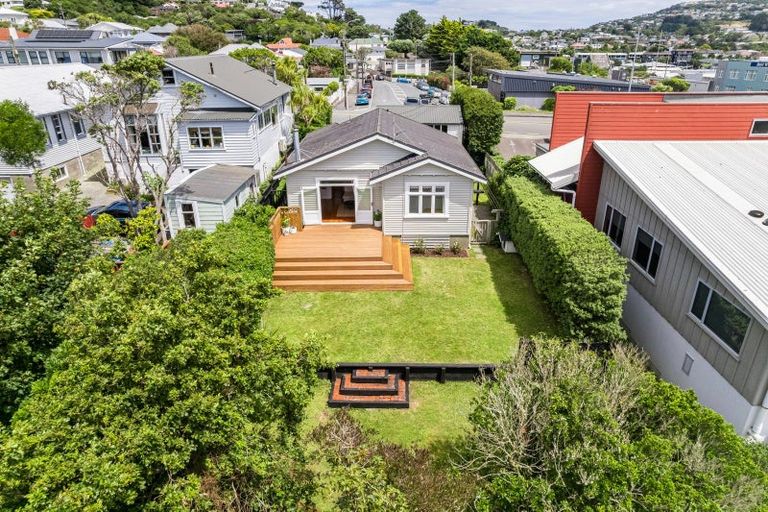 Photo of property in 15 Helston Road, Johnsonville, Wellington, 6037