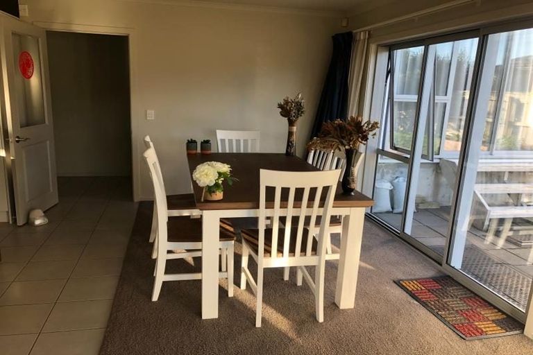 Photo of property in 2 Milford Street, Aotea, Porirua, 5024