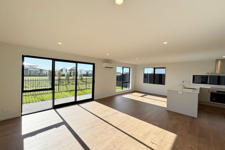 Photo of property in 19 Mckerrow Street, Marshland, Christchurch, 8083