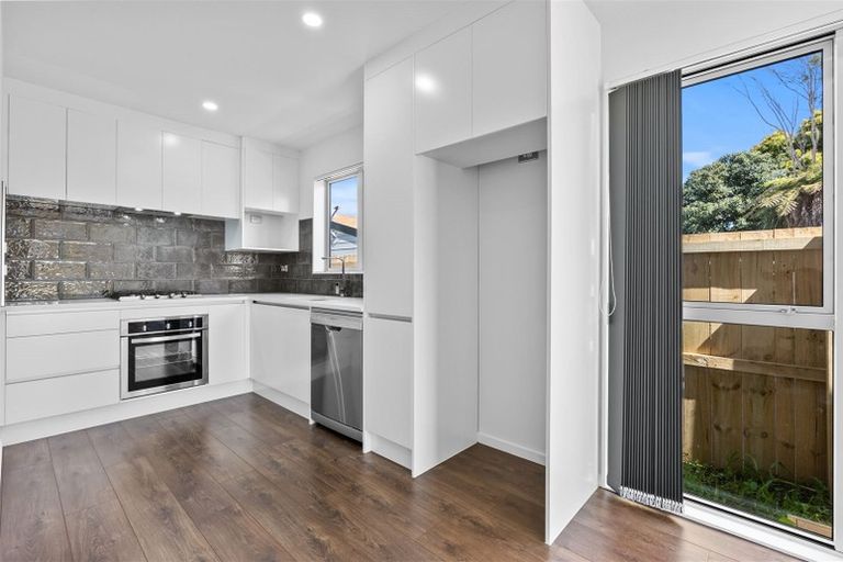 Photo of property in 72e Grove Road, Papakura, 2110