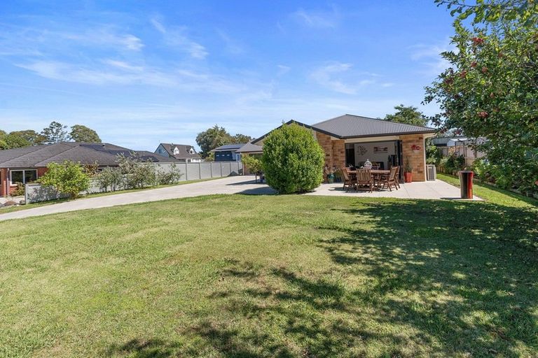 Photo of property in 15 Allendale Place, Morrinsville, 3300