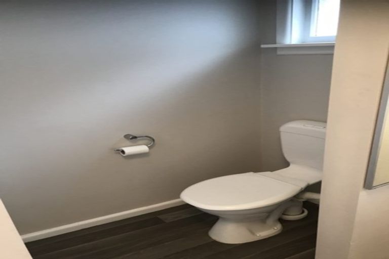 Photo of property in 63 Sevenoaks Drive, Bryndwr, Christchurch, 8053