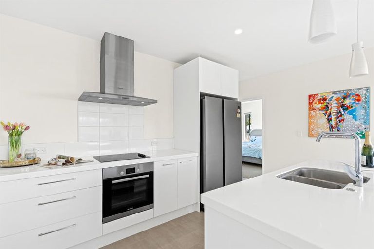 Photo of property in 35 Fairwater Road, Warkworth, 0910