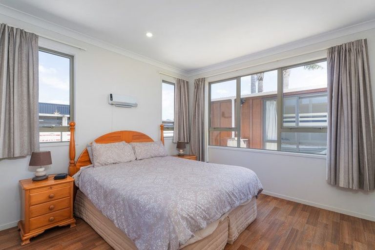 Photo of property in 140 Ngaio Drive, Matarangi, Whitianga, 3592