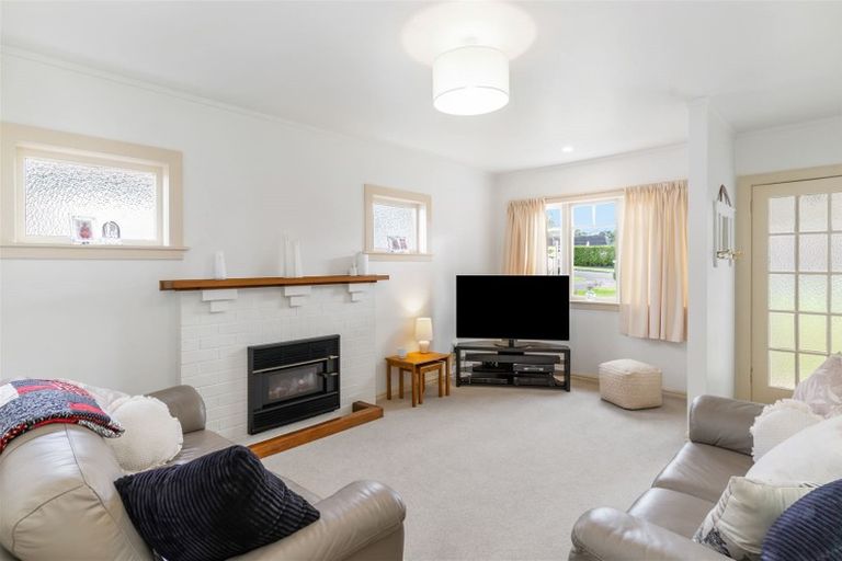 Photo of property in 1/49 Sale Street, Cockle Bay, Auckland, 2014