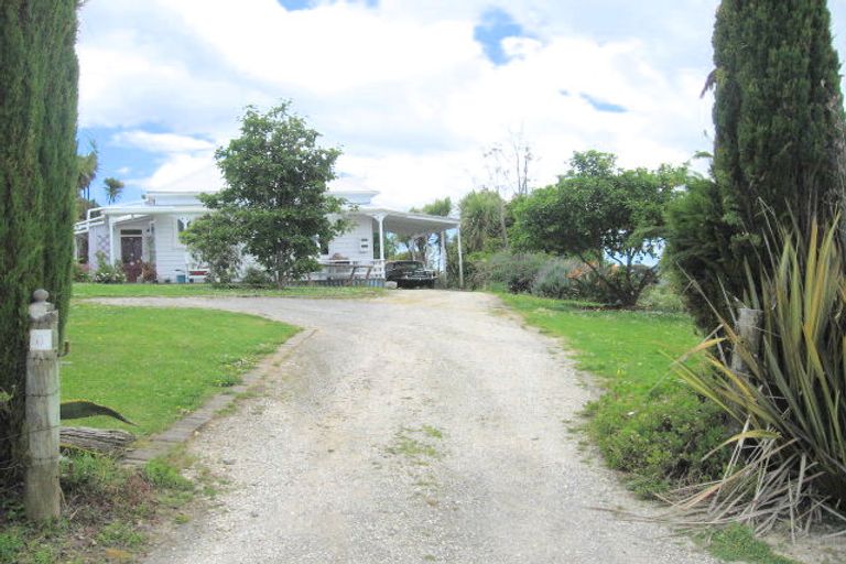 Photo of property in 10 Tasman Street, Mangonui, 0420