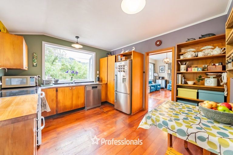 Photo of property in 23 Cornford Street, Karori, Wellington, 6012