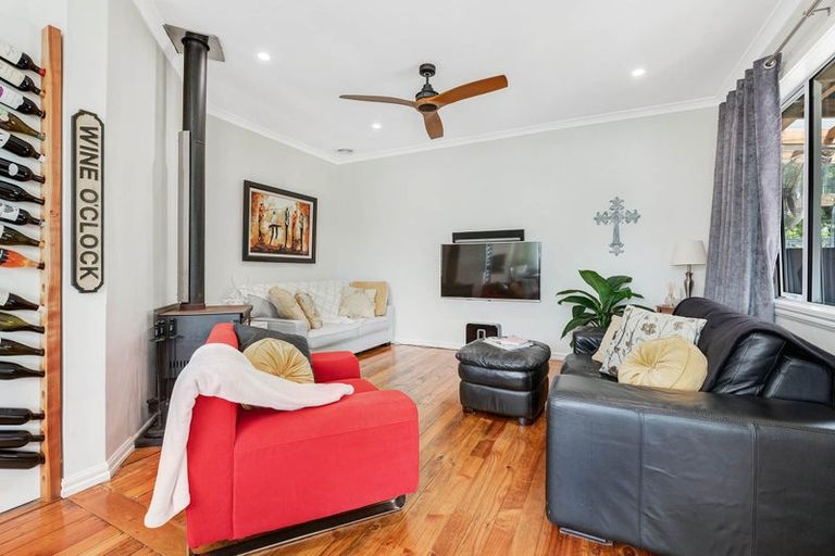 Photo of property in 2744 Kaipara Coast Highway, Glorit, Warkworth, 0984