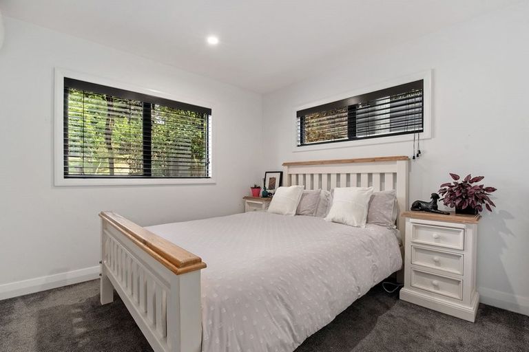 Photo of property in 393 Paremoremo Road, Paremoremo, Auckland, 0632