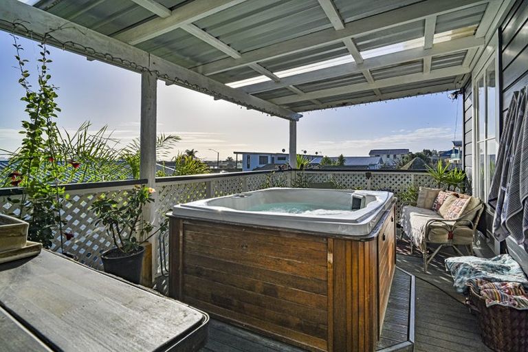 Photo of property in 214 Te Awa Avenue, Awatoto, Napier, 4110