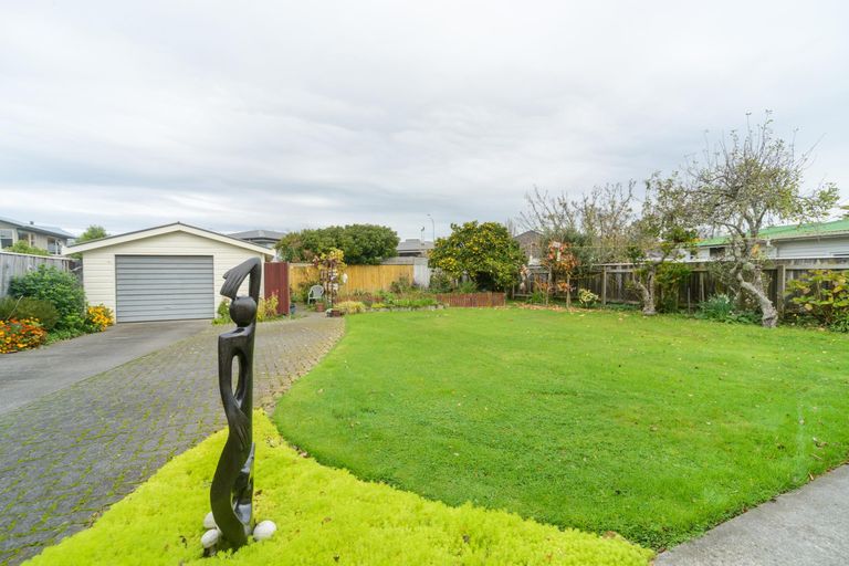 Photo of property in 4 Heatley Avenue, Hokowhitu, Palmerston North, 4410
