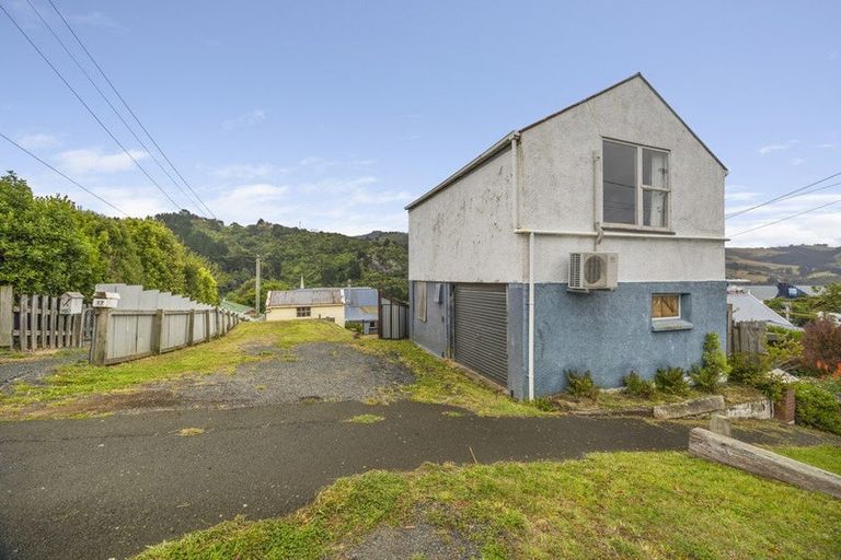 Photo of property in 17 Constitution Street, Dunedin Central, Dunedin, 9016