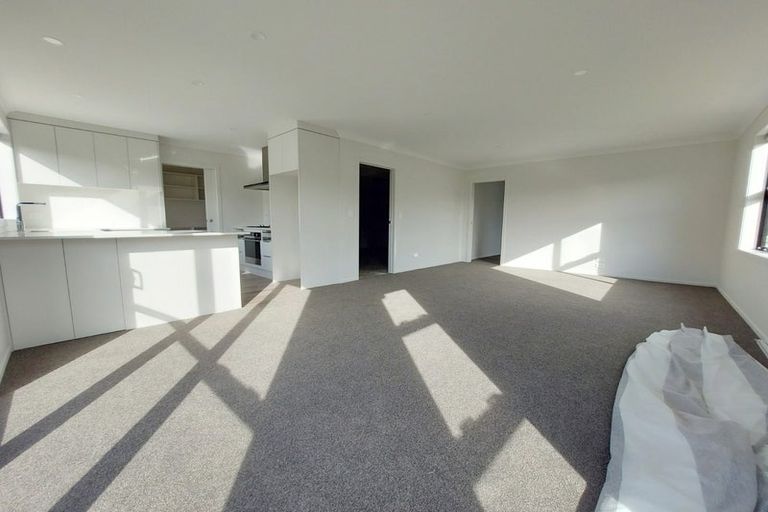 Photo of property in 2/2 Jennian Avenue, Rototuna North, Hamilton, 3281