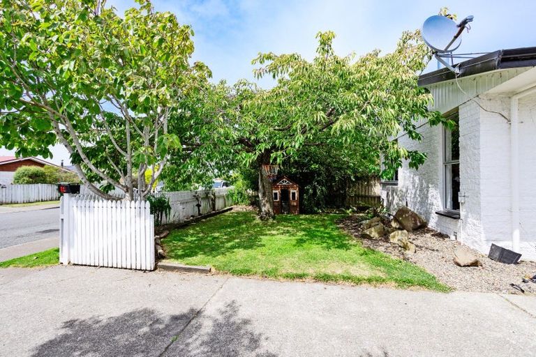 Photo of property in 122 Cunningham Crescent, Grasmere, Invercargill, 9810