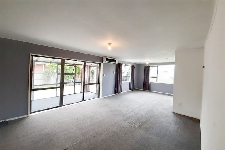 Photo of property in 57 Kuaka Crescent, Bromley, Christchurch, 8062