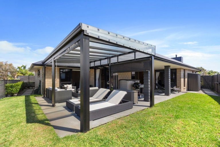 Photo of property in 50 Cassinia Close, Papamoa Beach, Papamoa, 3118