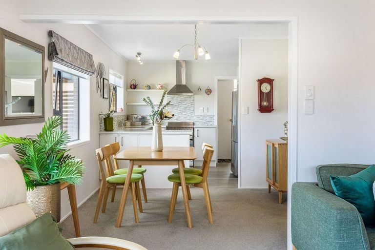 Photo of property in 23a Riverside Road, Orewa, 0931