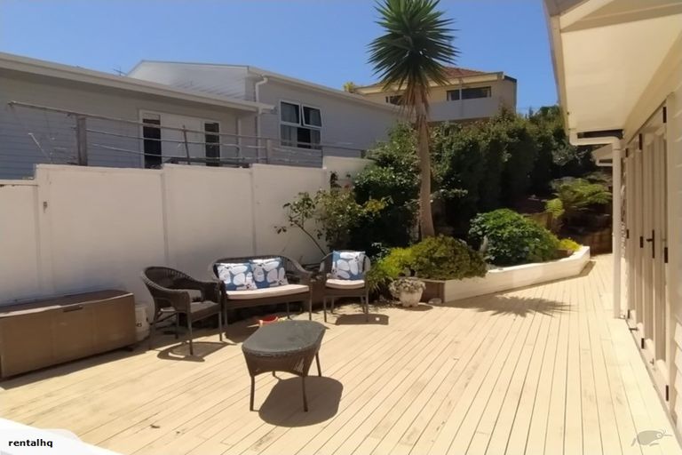 Photo of property in 2/89 Monarch Avenue, Hillcrest, Auckland, 0627