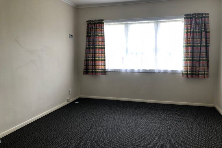 Photo of property in 104a Queen Street West, Levin, 5510