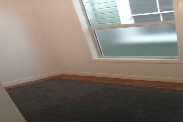 Photo of property in 12 Caroline Street, Mount Victoria, Wellington, 6011