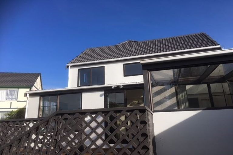 Photo of property in 5 Alister Way, Churton Park, Wellington, 6037