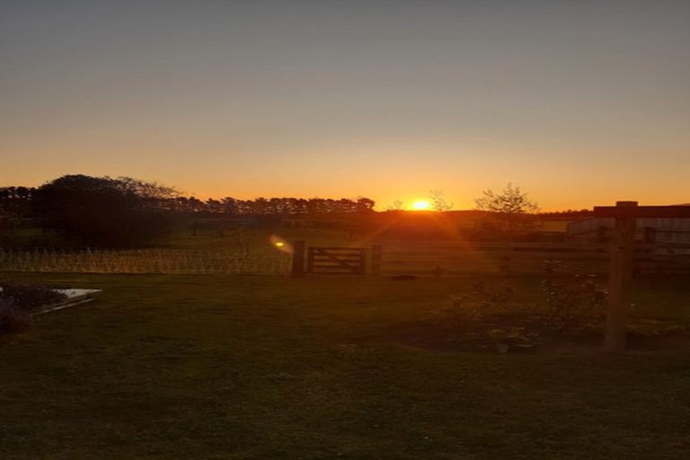 Photo of property in 167 Heretaunga Road, Maharahara, Dannevirke, 4972