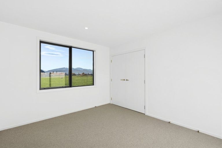 Photo of property in 31 Packer Road, Wanaka, 9382