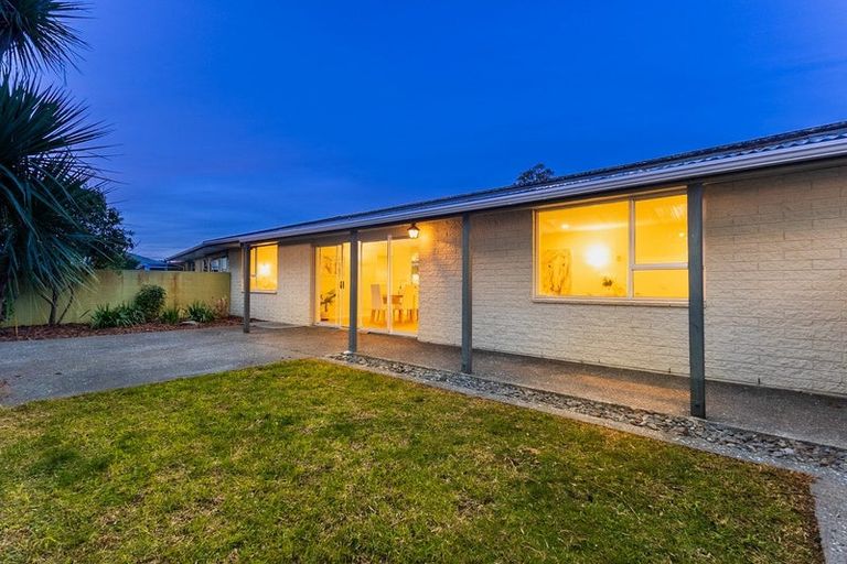 Photo of property in 89a Ngaio Road, Waikanae, 5036