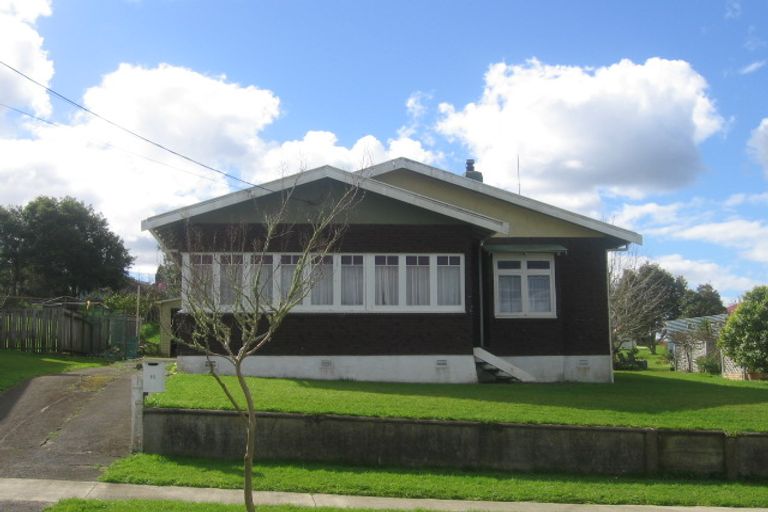 Photo of property in 10 Union Street, Hikurangi, 0114