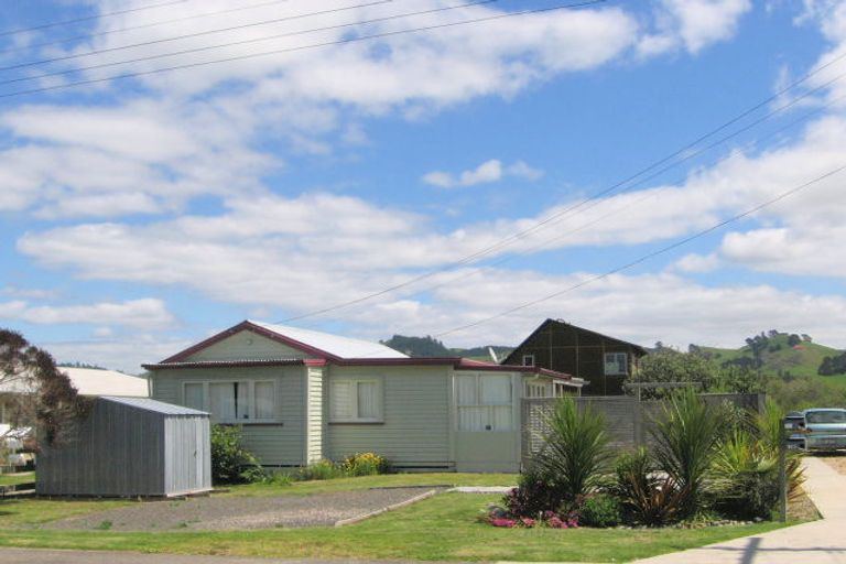 Photo of property in 18 Hillview Road, Waihi Beach, 3611