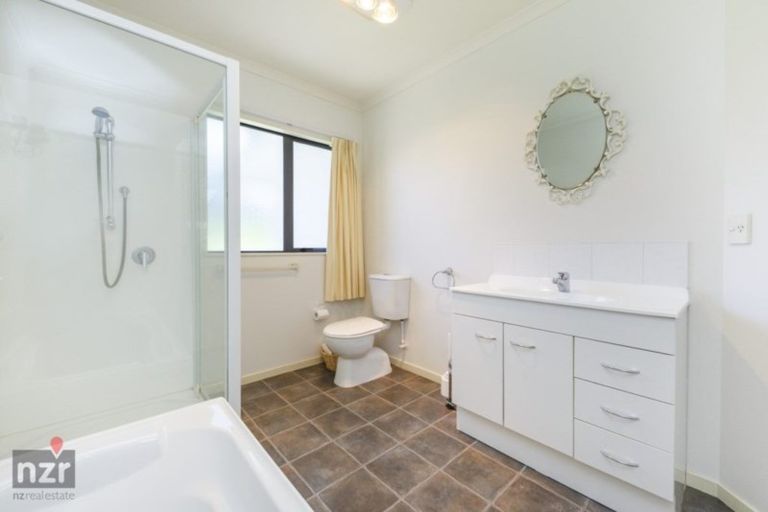 Photo of property in 10 Logan Grove, Feilding, 4702