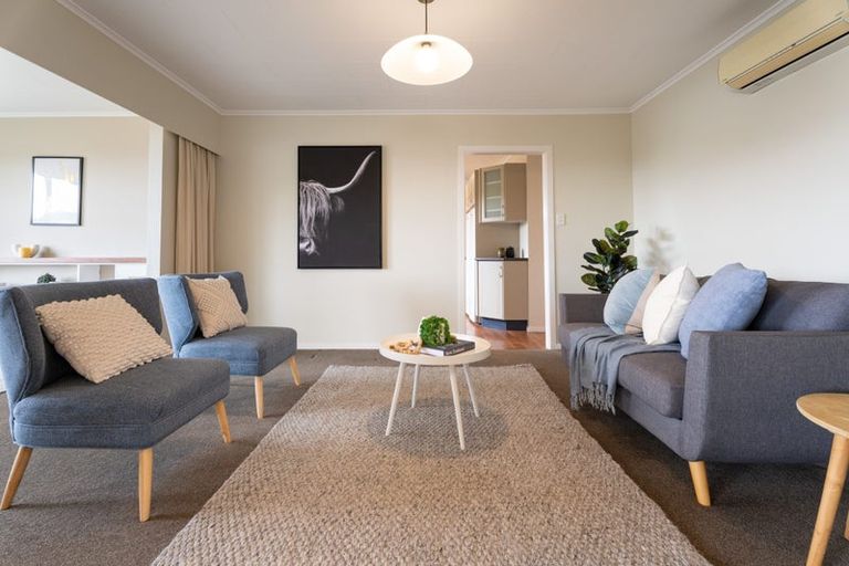 Photo of property in 34 Oriel Avenue, Tawa, Wellington, 5028