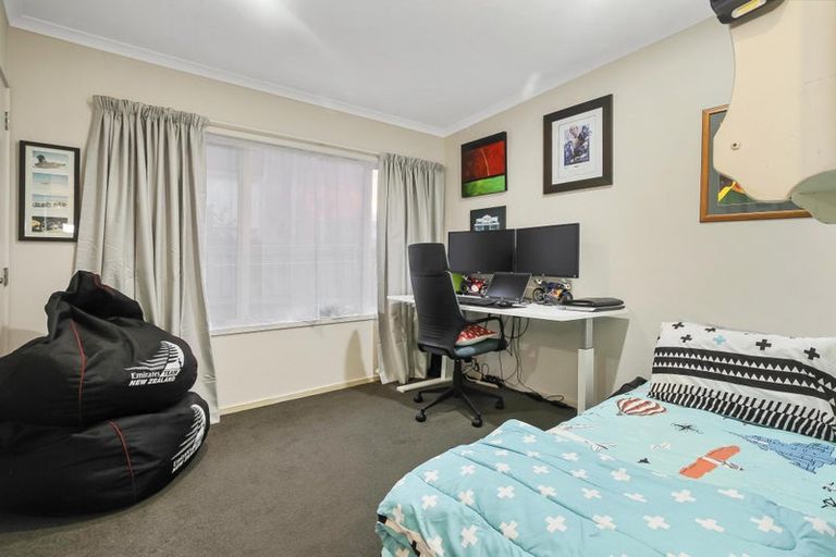 Photo of property in 9 Keven Road, Clarks Beach, Pukekohe, 2679