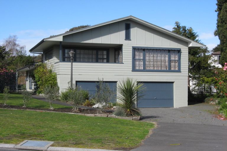 Photo of property in 18 Greenwood Road, Havelock North, 4130