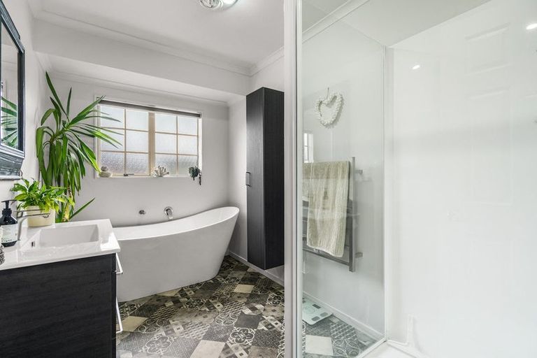 Photo of property in 14 Alba Place, Cambridge, 3434